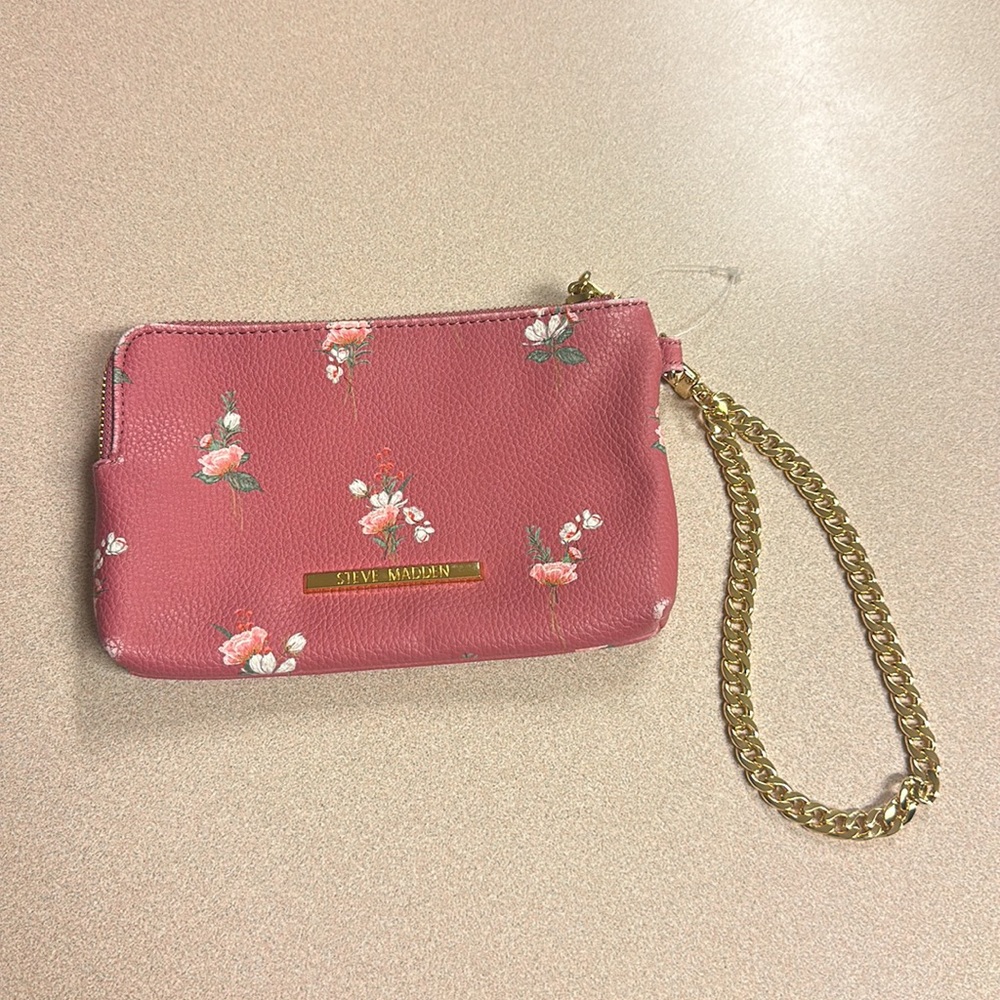 Steve Madden Wristlet